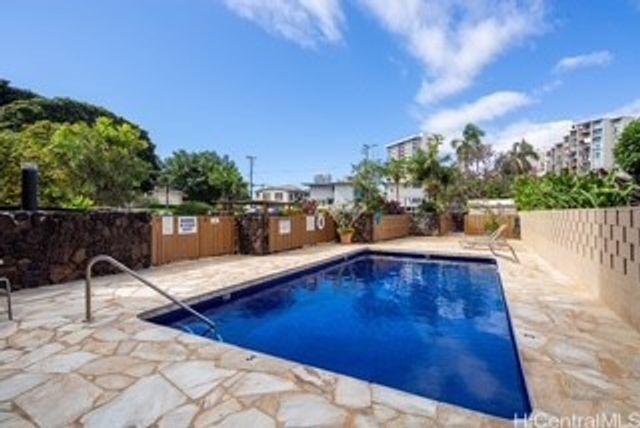 1550 Wilder Avenue B204, Honolulu, HI 96822