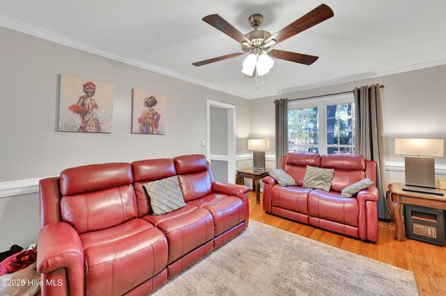 1304 Macon Place, Tarboro, NC 27886