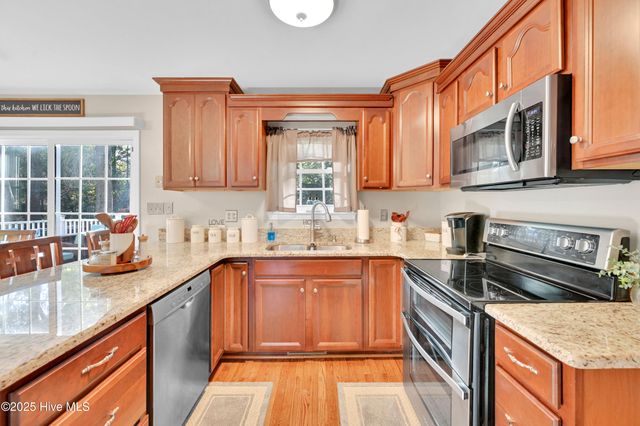 1304 Macon Place, Tarboro, NC 27886