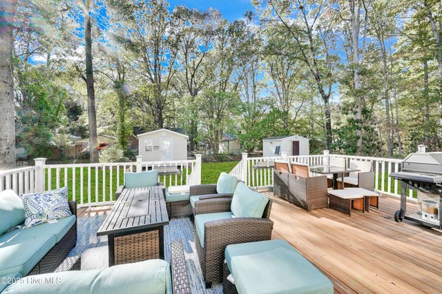 1304 Macon Place, Tarboro, NC 27886