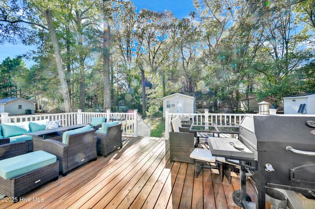 1304 Macon Place, Tarboro, NC 27886