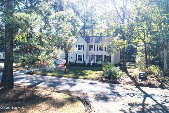 1304 Macon Place, Tarboro, NC 27886