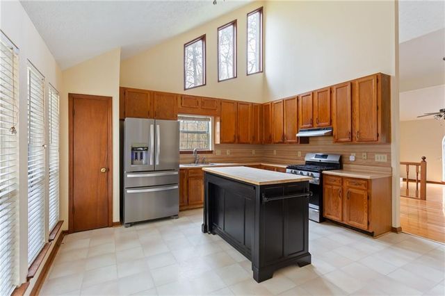 1725 Reynolds SW Road, Atlanta, GA 30331