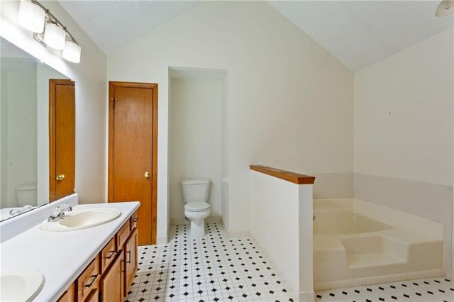 1725 Reynolds SW Road, Atlanta, GA 30331