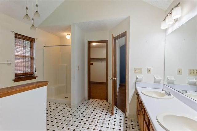 1725 Reynolds SW Road, Atlanta, GA 30331