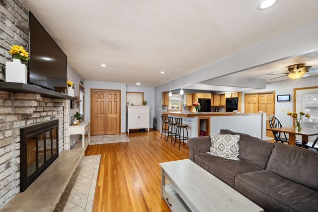 5836 Jefferson Street NE, Fridley, MN 55432