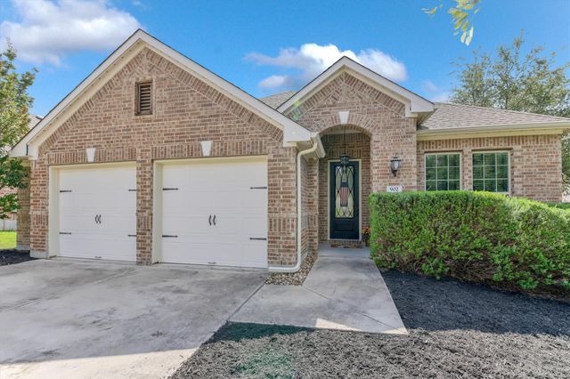 902 Catalina LN, Austin, TX 78737