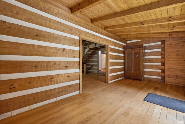 7600 E Pine Grove Road, Bloomington, IN 47401