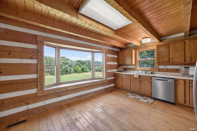 7600 E Pine Grove Road, Bloomington, IN 47401