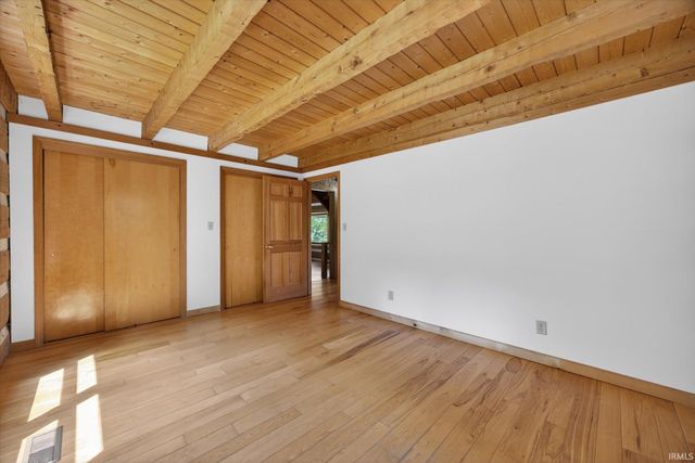 7600 E Pine Grove Road, Bloomington, IN 47401