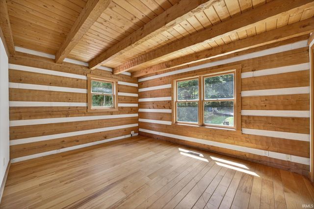 7600 E Pine Grove Road, Bloomington, IN 47401