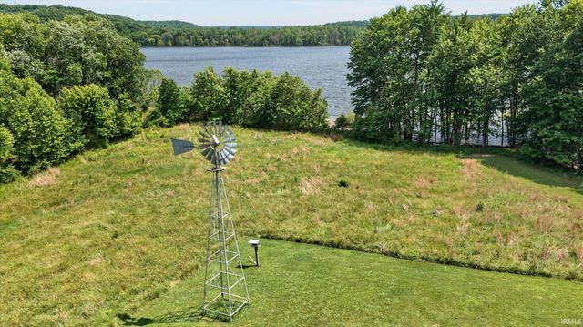 7600 E Pine Grove Road, Bloomington, IN 47401