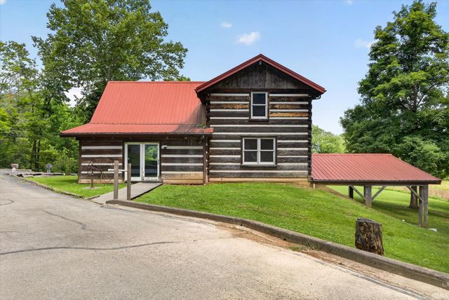 7600 E Pine Grove Road, Bloomington, IN 47401