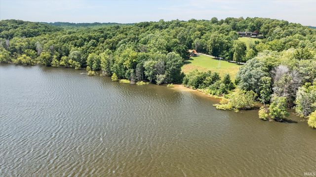 7600 E Pine Grove Road, Bloomington, IN 47401