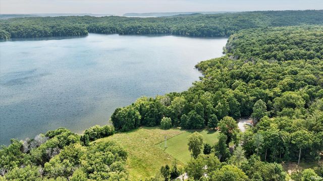 7600 E Pine Grove Road, Bloomington, IN 47401