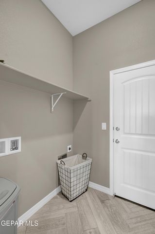 110 Peregrino Trail, Santa Teresa, NM 88008