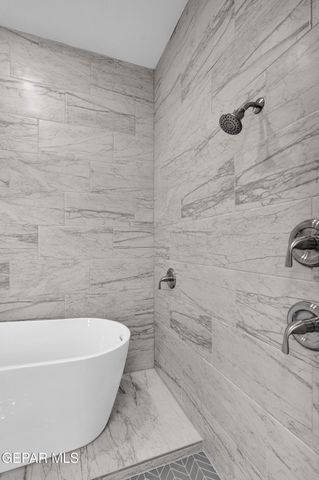 110 Peregrino Trail, Santa Teresa, NM 88008