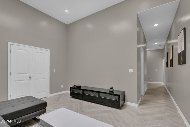 110 Peregrino Trail, Santa Teresa, NM 88008