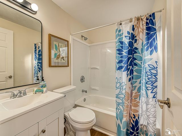 2318 Pittsfield Boulevard, Ann Arbor, MI 48104