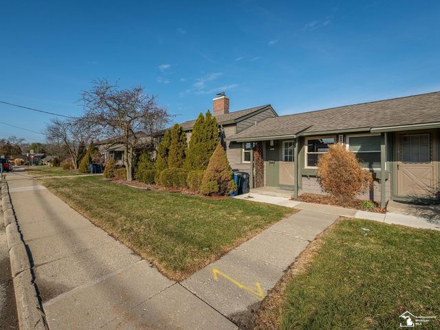 2318 Pittsfield Boulevard, Ann Arbor, MI 48104