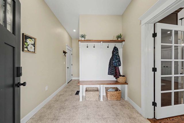 19 Katherine St, Acushnet, MA 02743