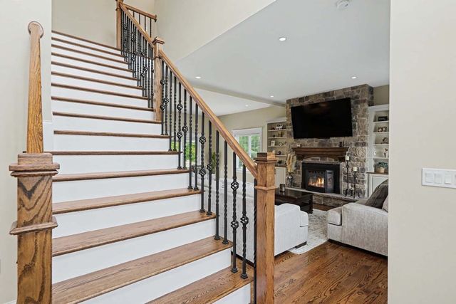 19 Katherine St, Acushnet, MA 02743