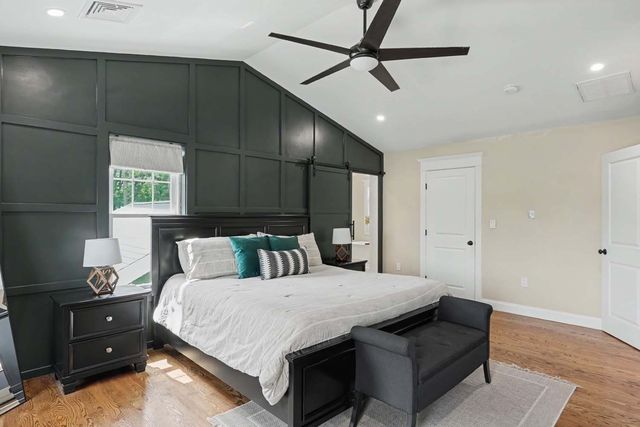 19 Katherine St, Acushnet, MA 02743