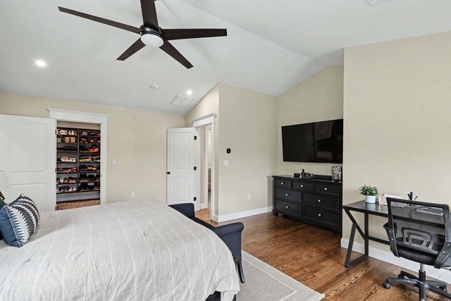 19 Katherine St, Acushnet, MA 02743