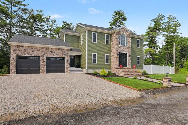 19 Katherine St, Acushnet, MA 02743