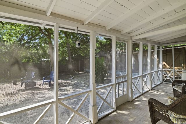 475 Butcher St, New Braunfels, TX 78130