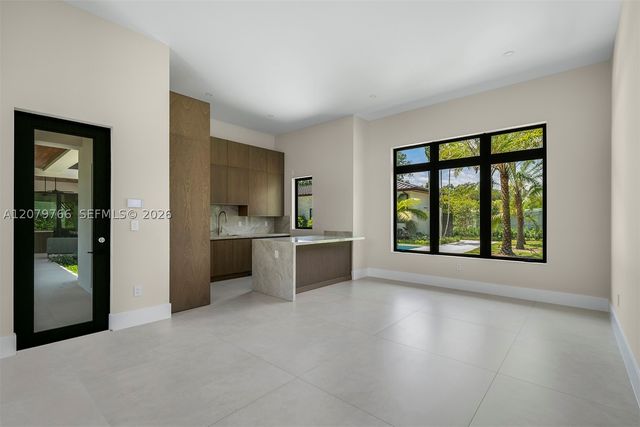 10860 SW 67th Ct, Pinecrest, FL 33156