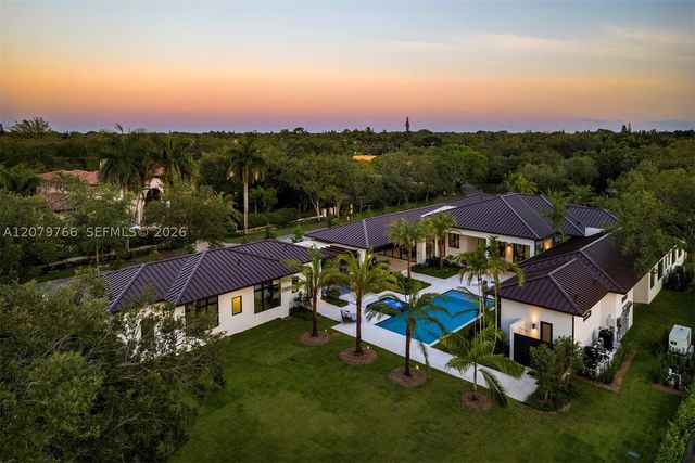 10860 SW 67th Ct, Pinecrest, FL 33156