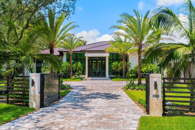 10860 SW 67th Ct, Pinecrest, FL 33156