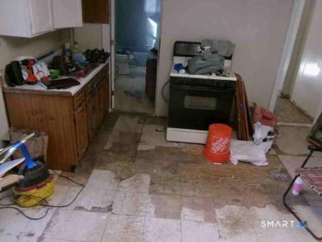 34 Woodbridge Avenue, East Hartford, CT 06108