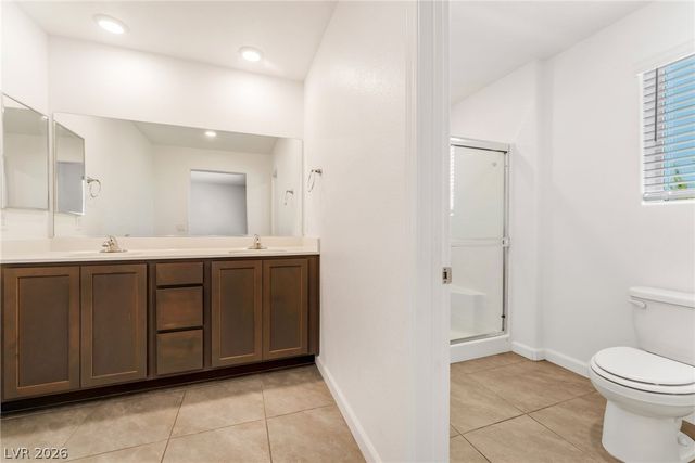 3545 Golden Chariot Ave, Las Vegas, NV 89106