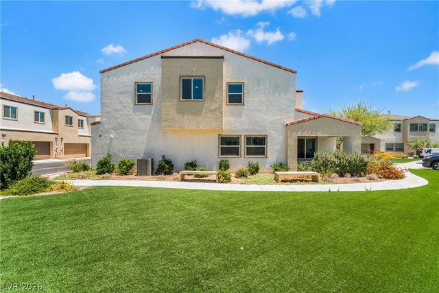 3545 Golden Chariot Ave, Las Vegas, NV 89106