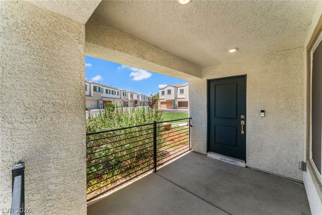 3545 Golden Chariot Ave, Las Vegas, NV 89106