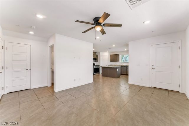 3545 Golden Chariot Ave, Las Vegas, NV 89106