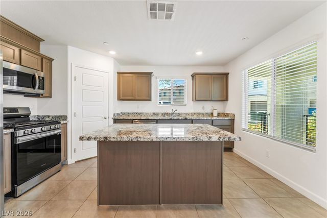 3545 Golden Chariot Ave, Las Vegas, NV 89106