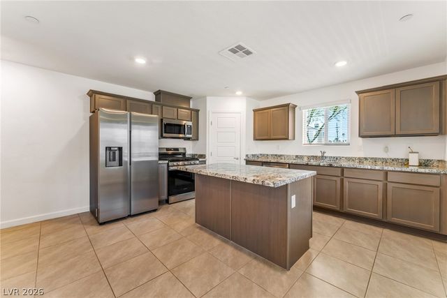 3545 Golden Chariot Ave, Las Vegas, NV 89106
