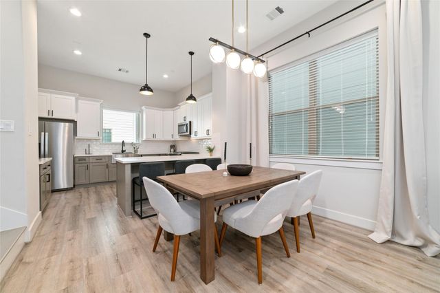 3705 Creekmont Green Lane, Houston, TX 77091