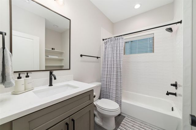 3705 Creekmont Green Lane, Houston, TX 77091
