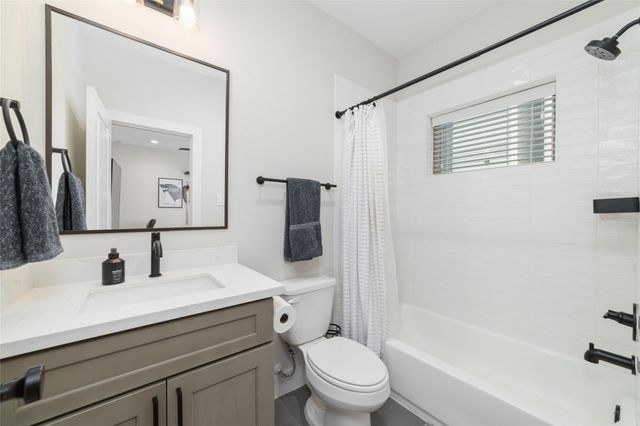 3705 Creekmont Green Lane, Houston, TX 77091