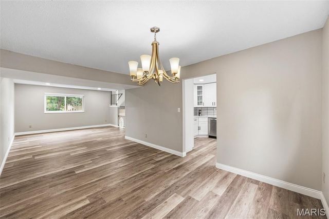 130 Carmel Woods Drive, Ellisville, MO 63021