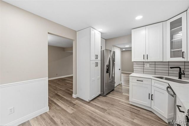 130 Carmel Woods Drive, Ellisville, MO 63021
