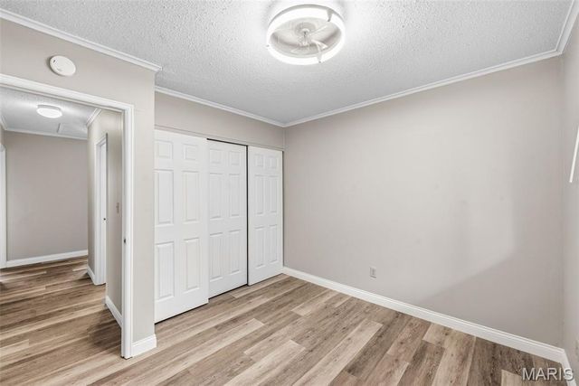 130 Carmel Woods Drive, Ellisville, MO 63021