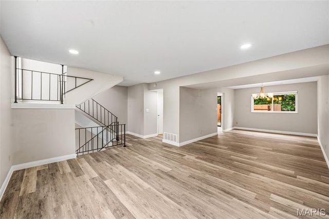 130 Carmel Woods Drive, Ellisville, MO 63021