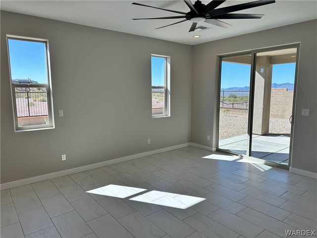 3238 Sidewheel Drive, Bullhead City, AZ 86429