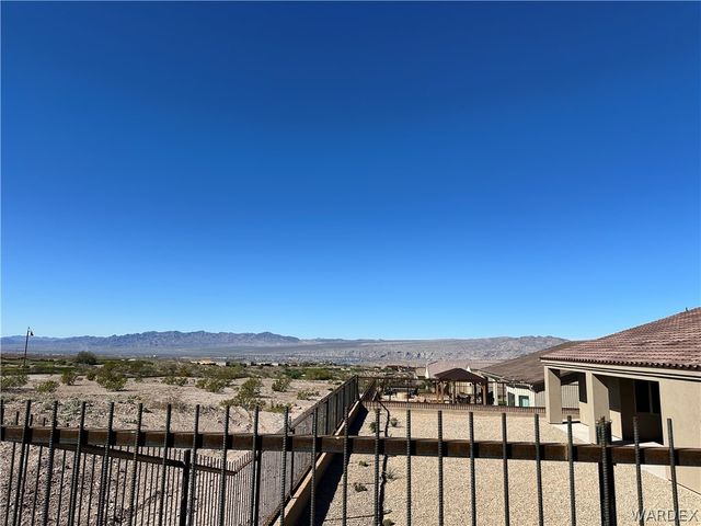 3238 Sidewheel Drive, Bullhead City, AZ 86429