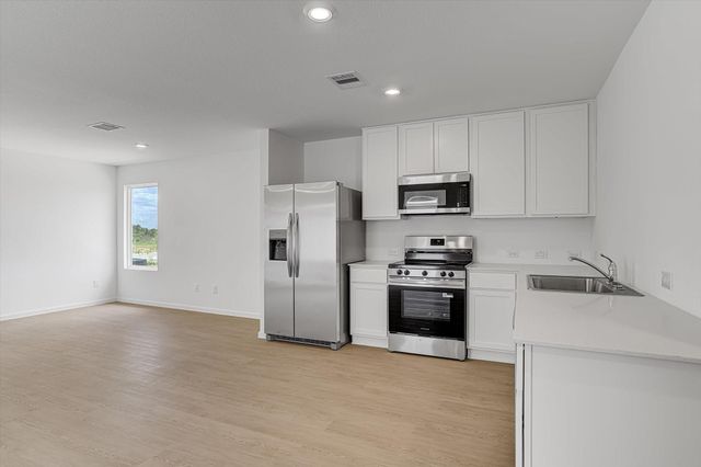390 Lucia Way, Cleveland, TX 77327